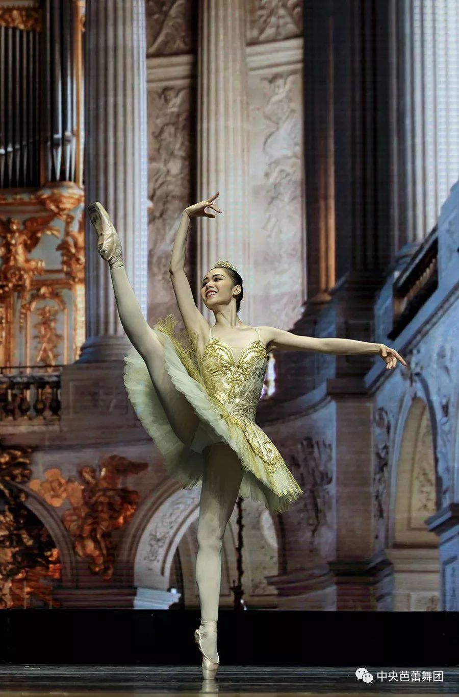 说明: 说明: http://39.96.12.65:82/_img/ballet/imageRepository/b8b7db8f-eac9-423f-87f2-580a8adc7816.jpg