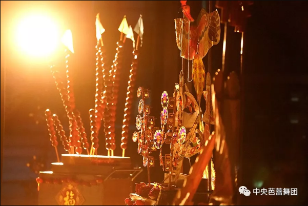 说明: 说明: http://39.96.12.65:82/_img/ballet/2019/08/19/20190819153324910001.png